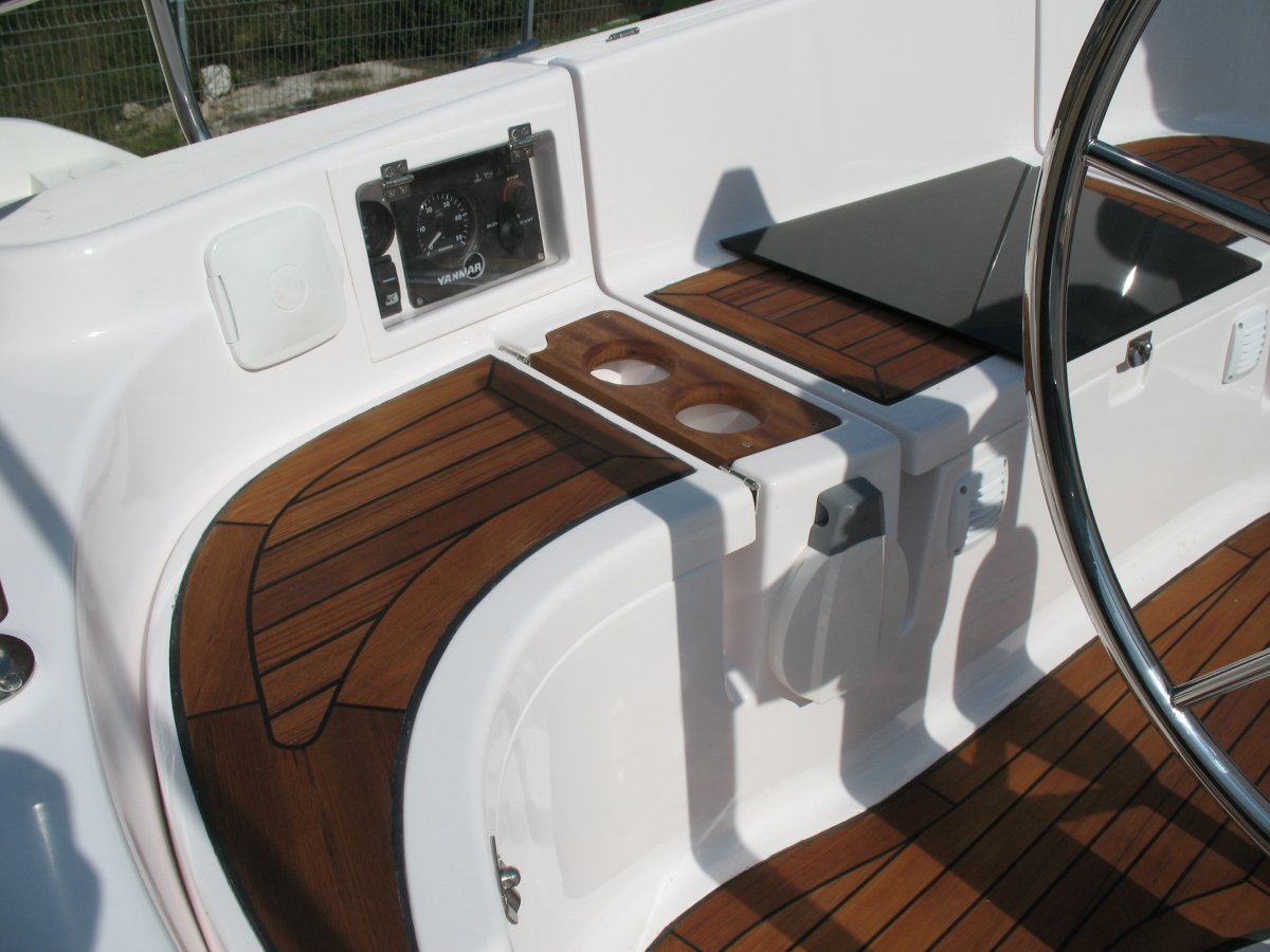 TES 28 Magnam - TES-YACHT
