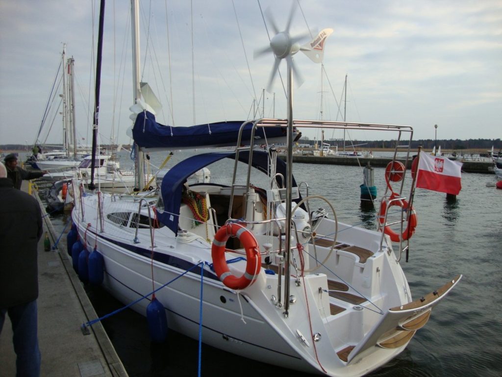 tes 28 sailboat